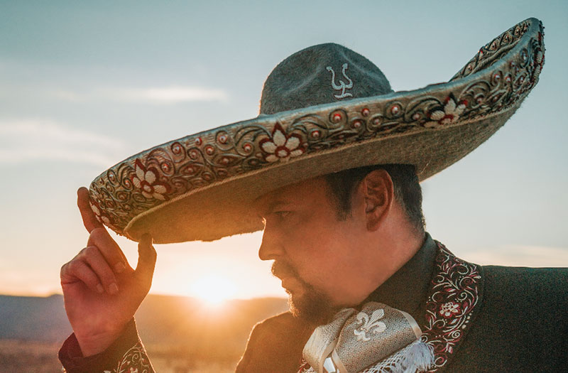 Pepe Aguilar en el Evento del Mariachi: Reflexiones y Polémica